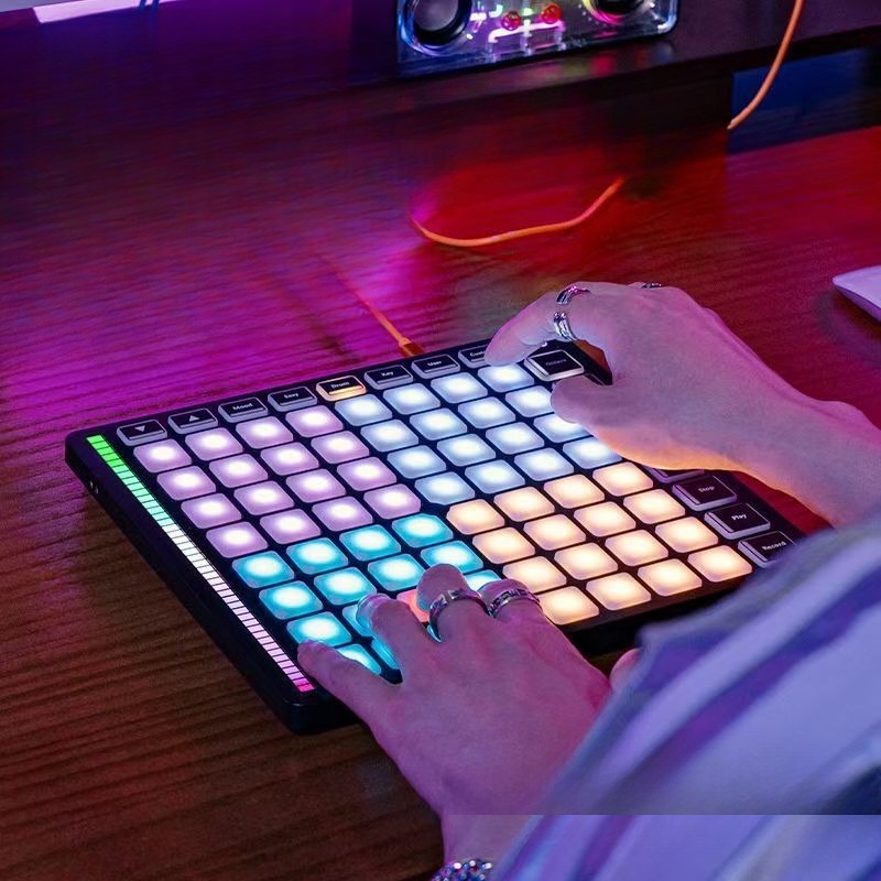 Midi Controller Pad - 64키 MIDI 퍼커션 패드 컨트롤러 스테이지